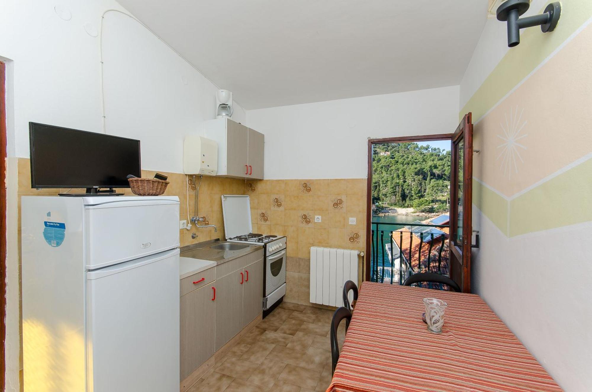 Apartments Lorena Stomorska Exterior foto
