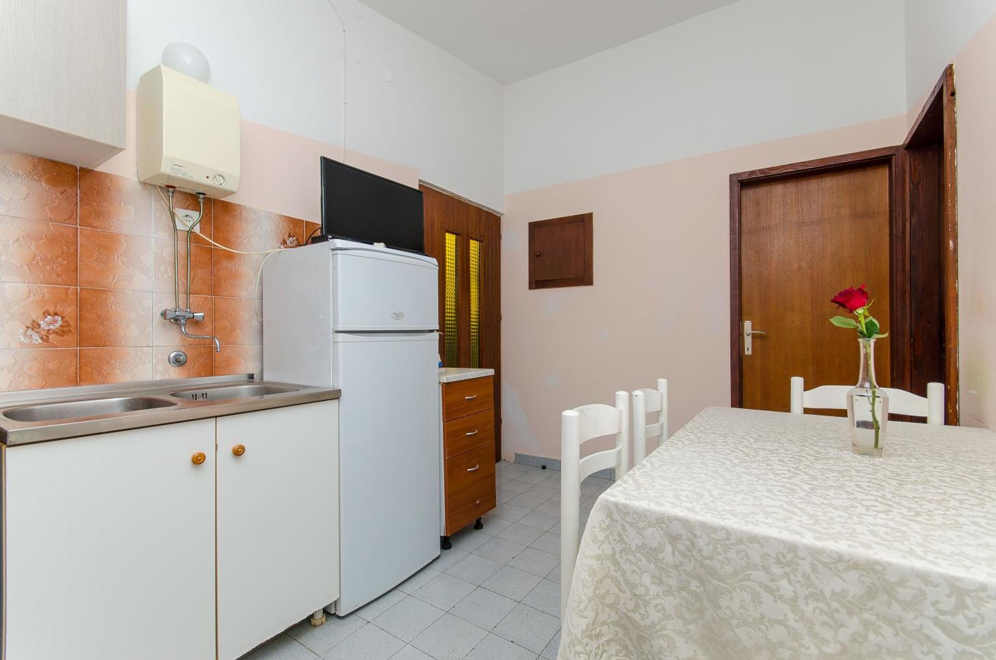 Apartments Lorena Stomorska Zimmer foto